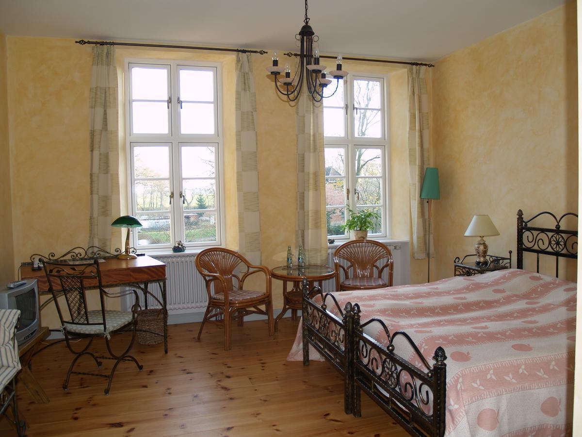 Landhaus Schloss Koelzow Kolzow Eksteriør billede